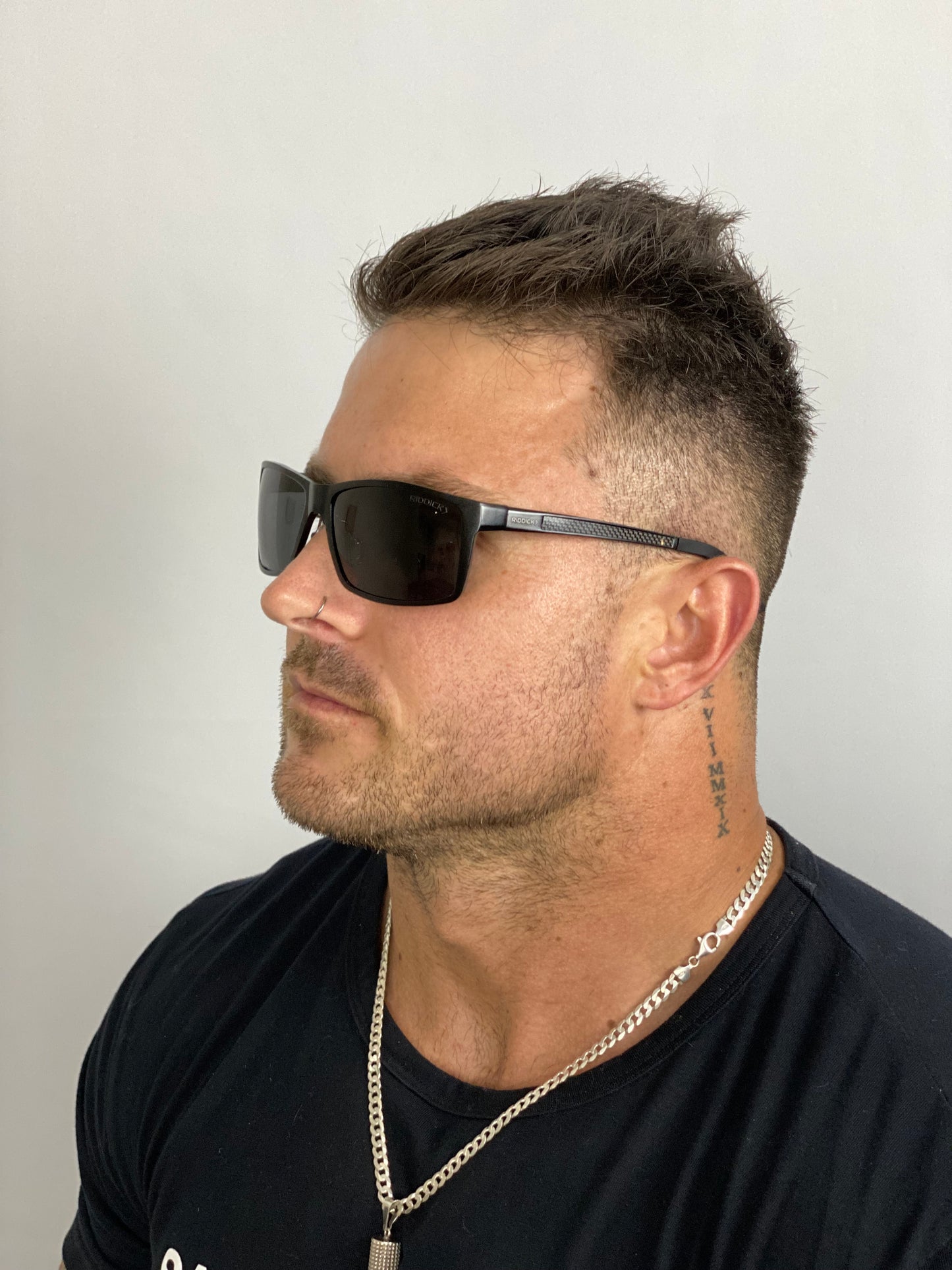 Sidewalk Black /Black Sunglasses